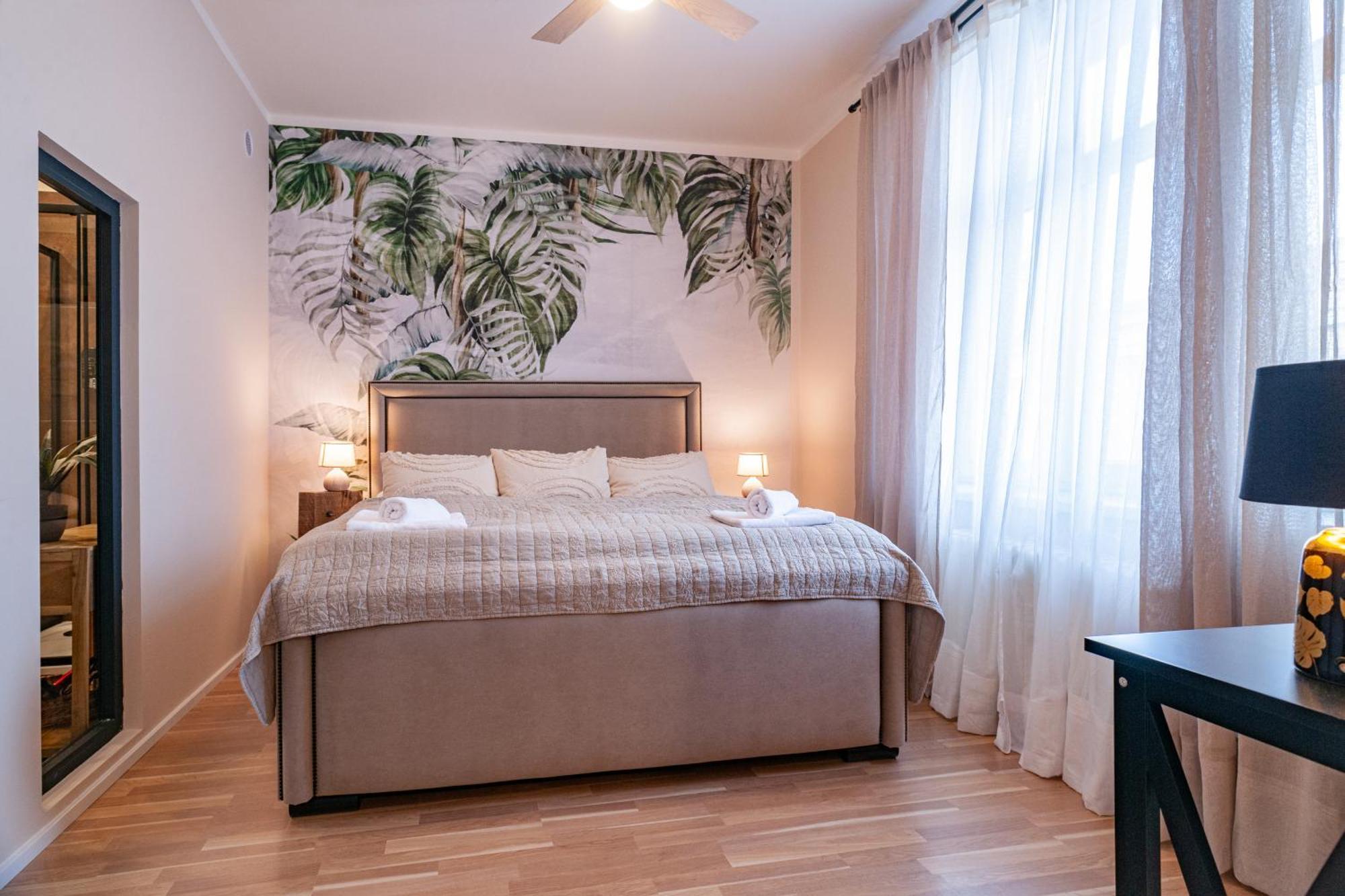 Sting Boutique Apartments 俄斯特拉发 外观 照片