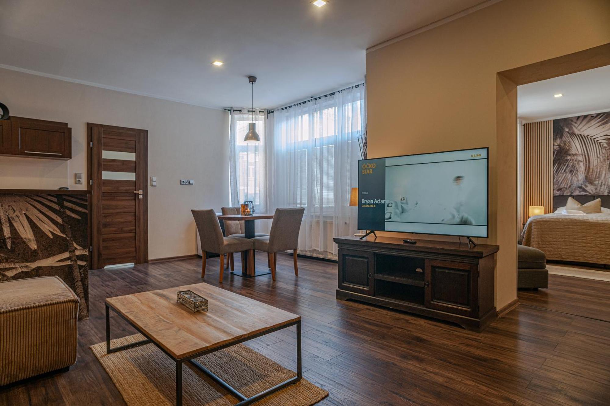 Sting Boutique Apartments 俄斯特拉发 外观 照片