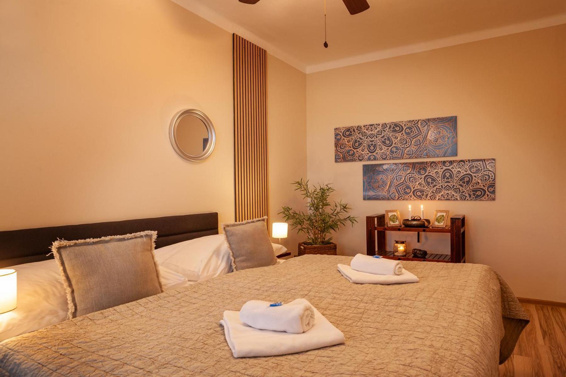 Sting Boutique Apartments 俄斯特拉发 外观 照片