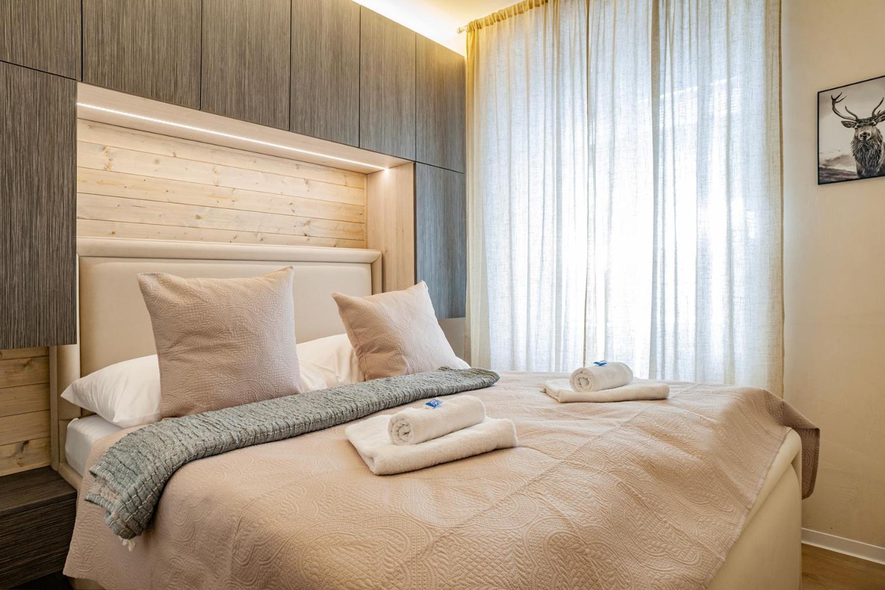Sting Boutique Apartments 俄斯特拉发 外观 照片